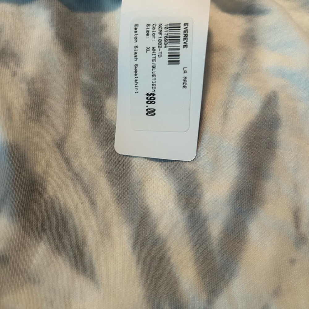 La made the dye top brand new with tags
